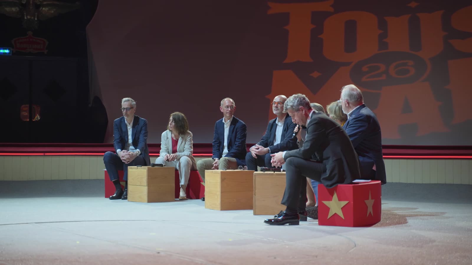 Table ronde sur la piste